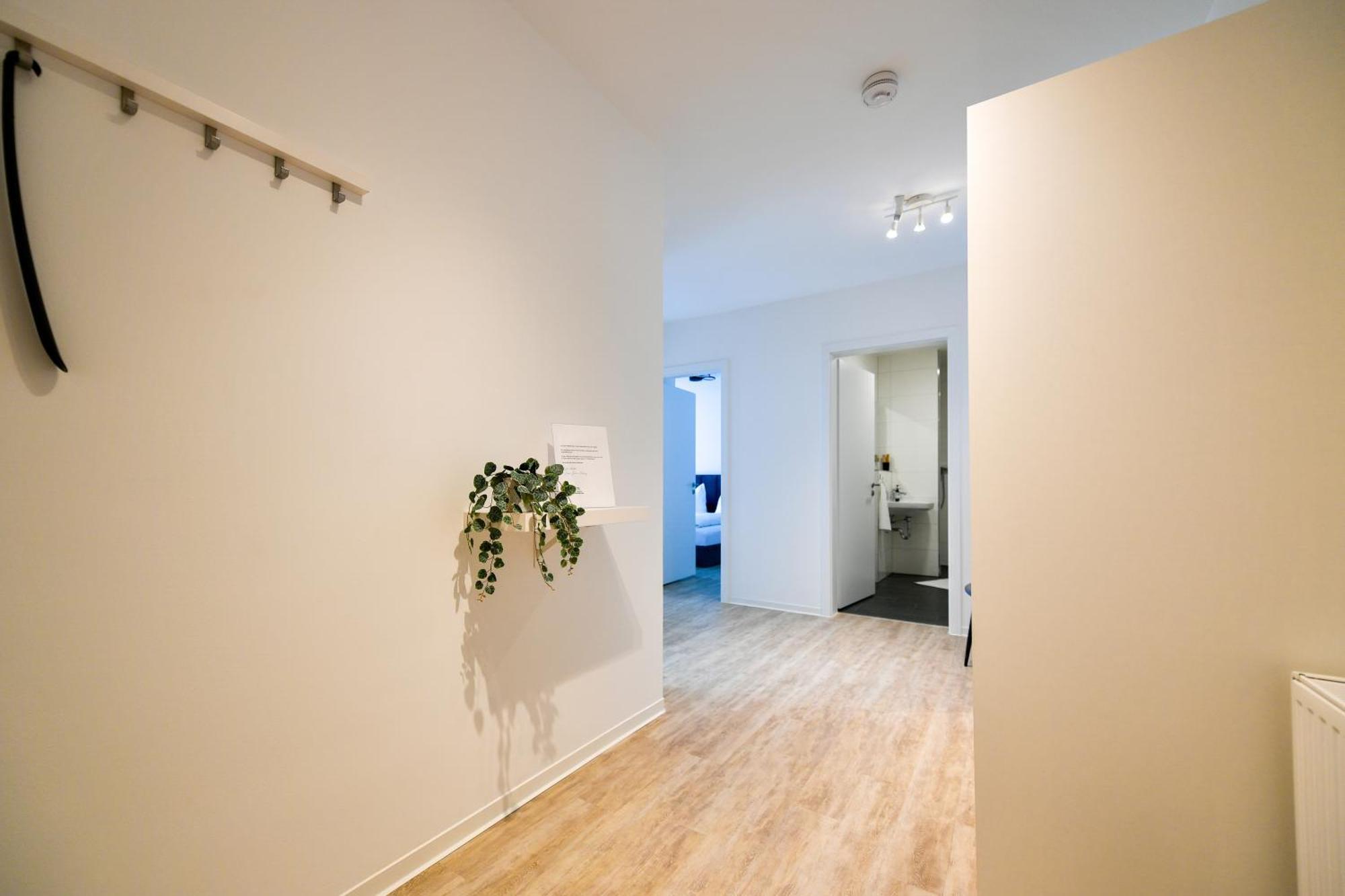 Ferienwohnungen Am Theater - Modern, Zentral Und Ruhig Mit Kueche, Waschtrockner, Netflix, Wlan Und Parkplatz- 2 Zimmer, 52 Qm Котбус Номер фото