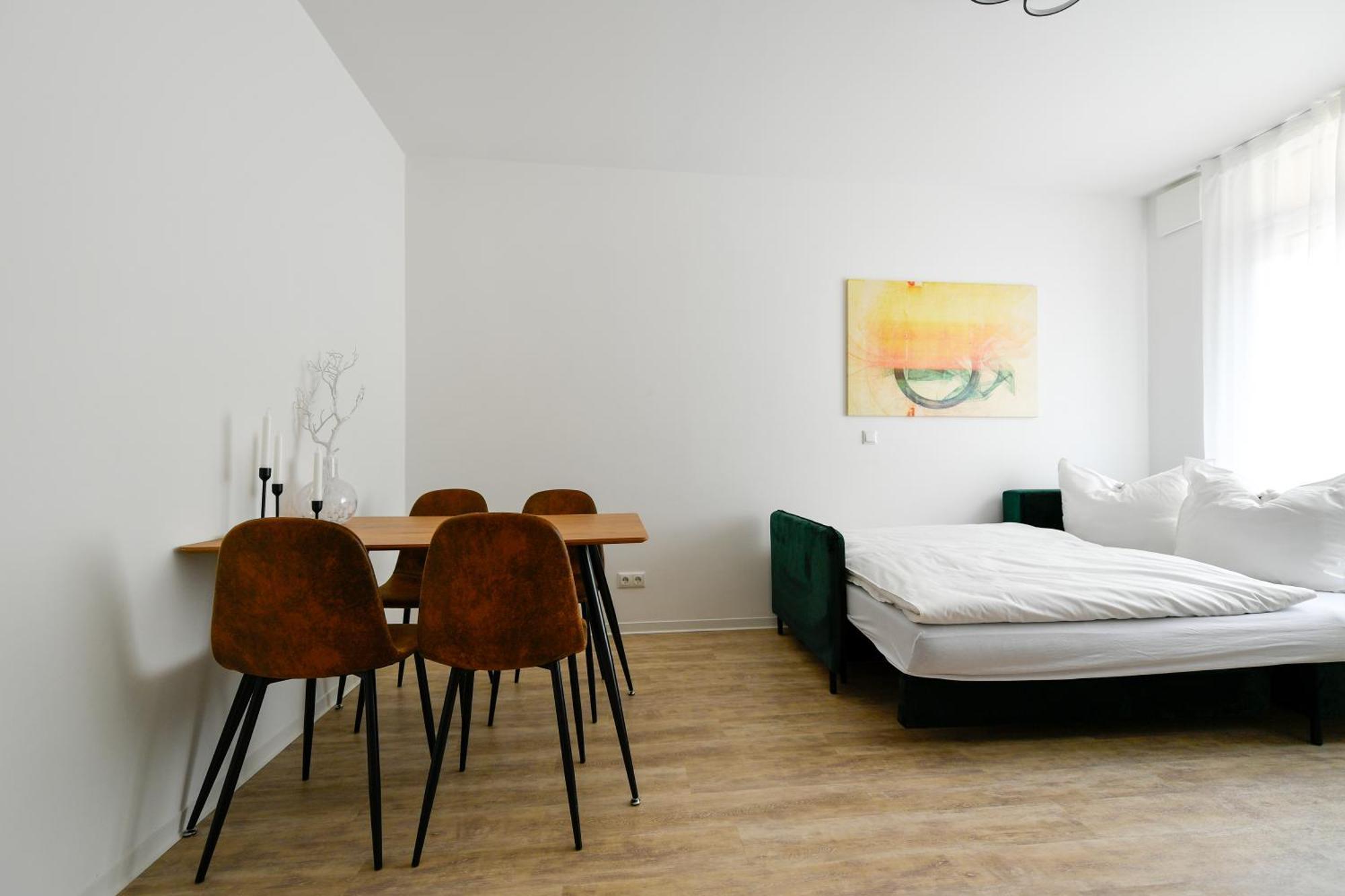Ferienwohnungen Am Theater - Modern, Zentral Und Ruhig Mit Kueche, Waschtrockner, Netflix, Wlan Und Parkplatz- 2 Zimmer, 52 Qm Котбус Номер фото